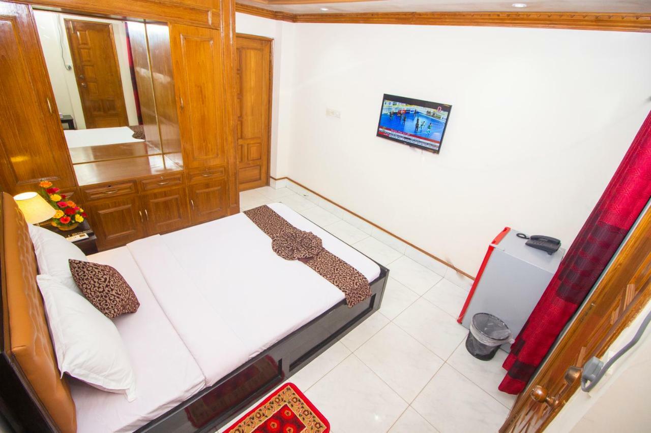 Hotel Suite Palace Dacca Exterior foto